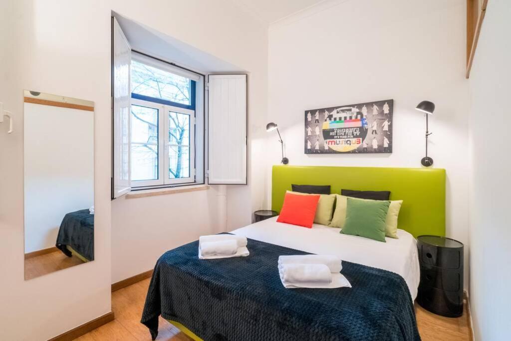 Beautiful Apartment Near The Center Of Lisbon Exterior photo