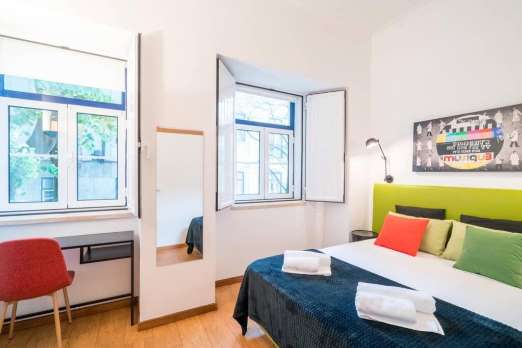 Beautiful Apartment Near The Center Of Lisbon Exterior photo